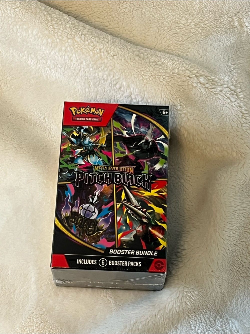 Pokémon TCG Mega Evolution Pitch Black Booster Bundle